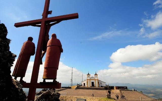 8 pontos históricos do roteiro Entre Serras da Piedade ao Caraça que você precisa conhecer